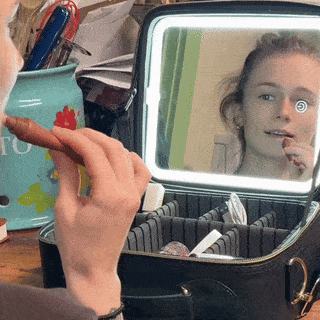 Organiza. Ilumina. Impresiona: la cosmetiquera que transforma tu rutina🎁Envío Gratis