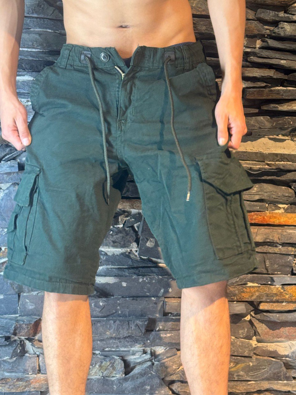 Pantaloneta Cargo Drill Licrado Calidad Premium-  Bolsillos Laterales 🎁ENVIO GRATIS