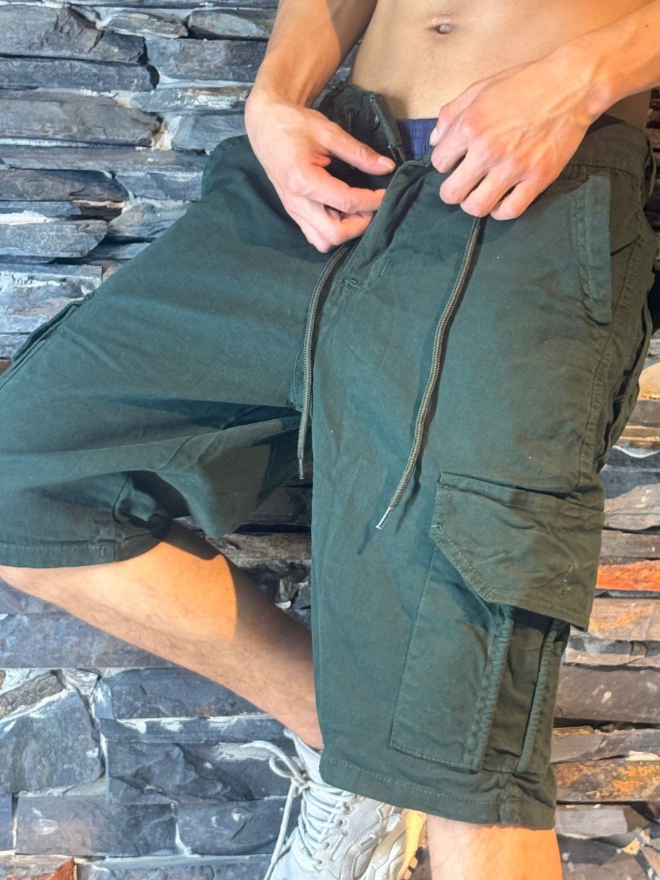 Pantaloneta Cargo Drill Licrado Calidad Premium-  Bolsillos Laterales 🎁ENVIO GRATIS